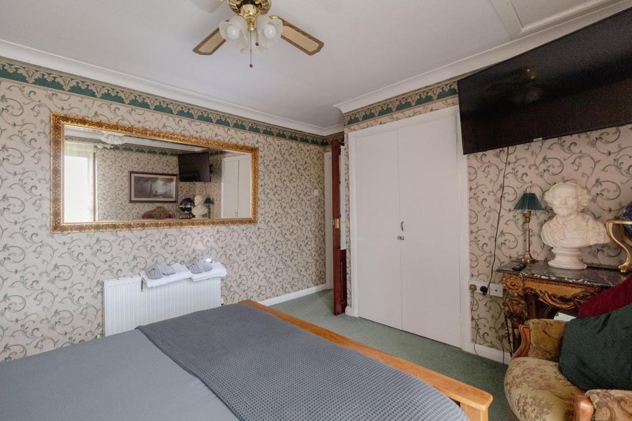 Palm Bay'S Luxury Bungalow - Self Check In & Parking Vila Margate Exterior foto